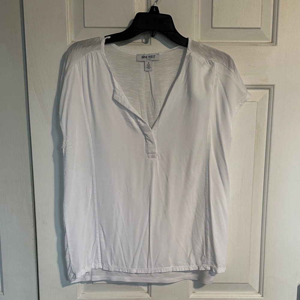 Nine West white top women’s size medium